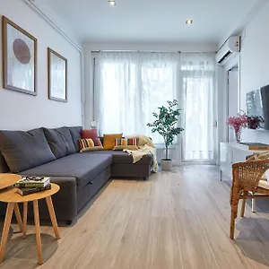 https://bbarcelona-apartments-gracia-flats.catalonia-hotels.com